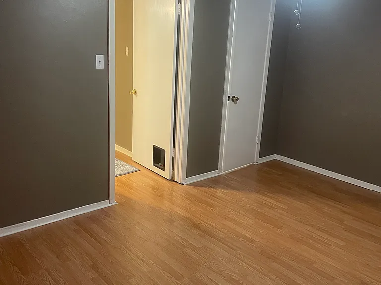 509 W Main St #5 — Photo 34