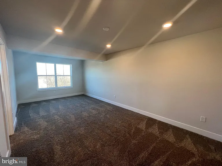 805 Pecan Rd — Photo 24