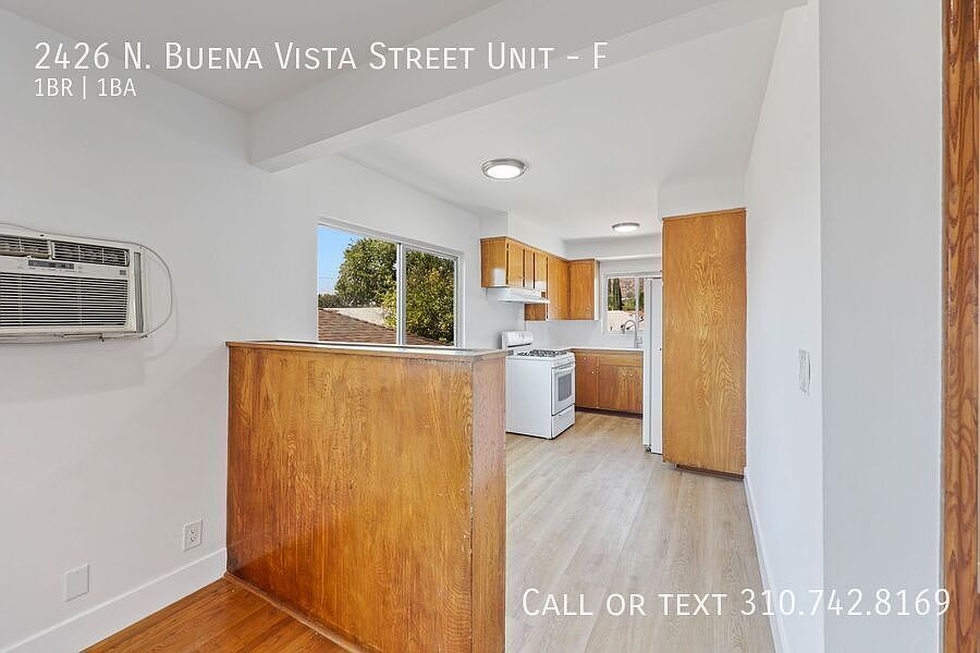 1st image of 2426 N Buena Vista St #F