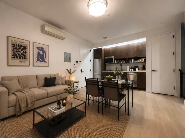 366 Leonard St, Brooklyn, NY