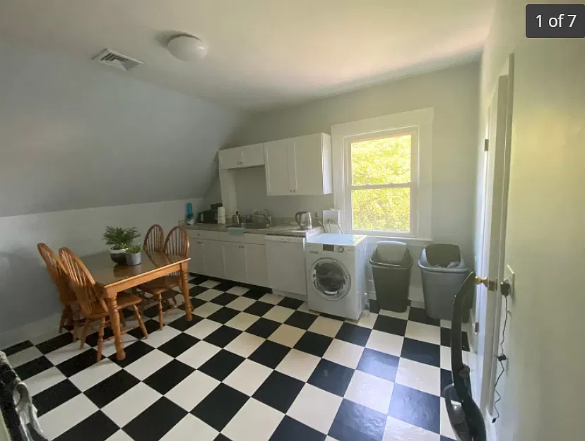 56 Maple Pl #3