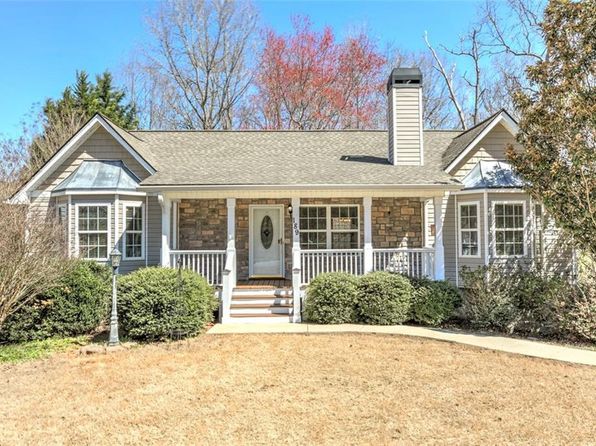 189 Meadow Spring Dr, Temple, GA 30179