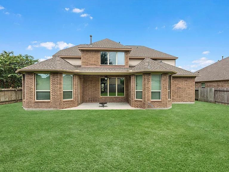 15819 Graham Spring Ln — Photo 4