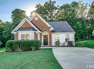 209 Hornholly Way, Holly Springs, NC 27540