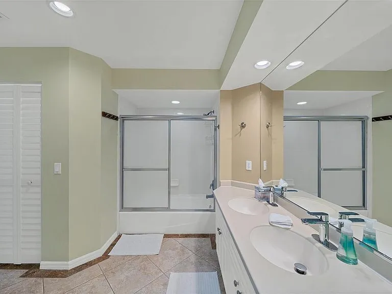 3604 54th Dr W #104 — Photo 17
