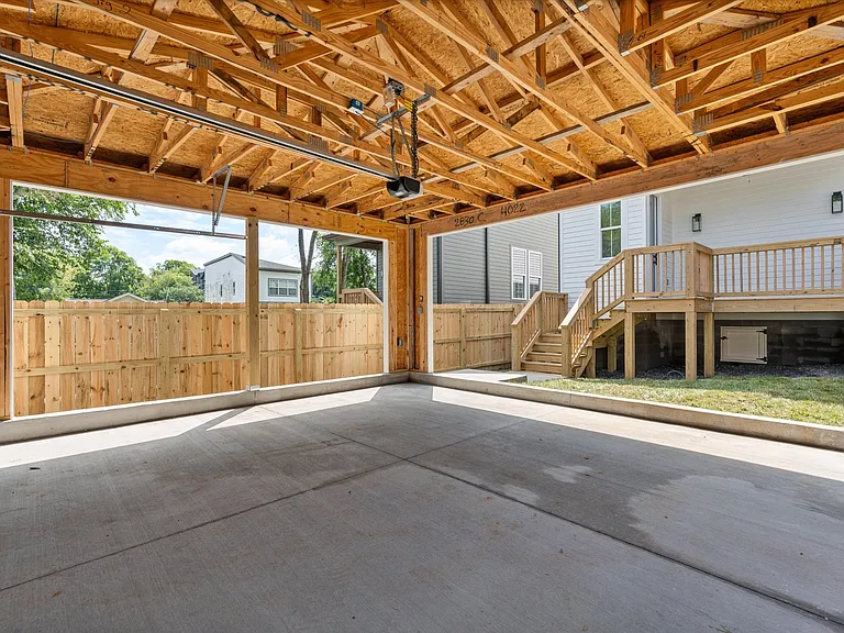 2830 Clifton Ave — Photo 39