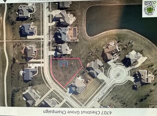 4709 Chestnut Grove Dr, Champaign, IL 61822