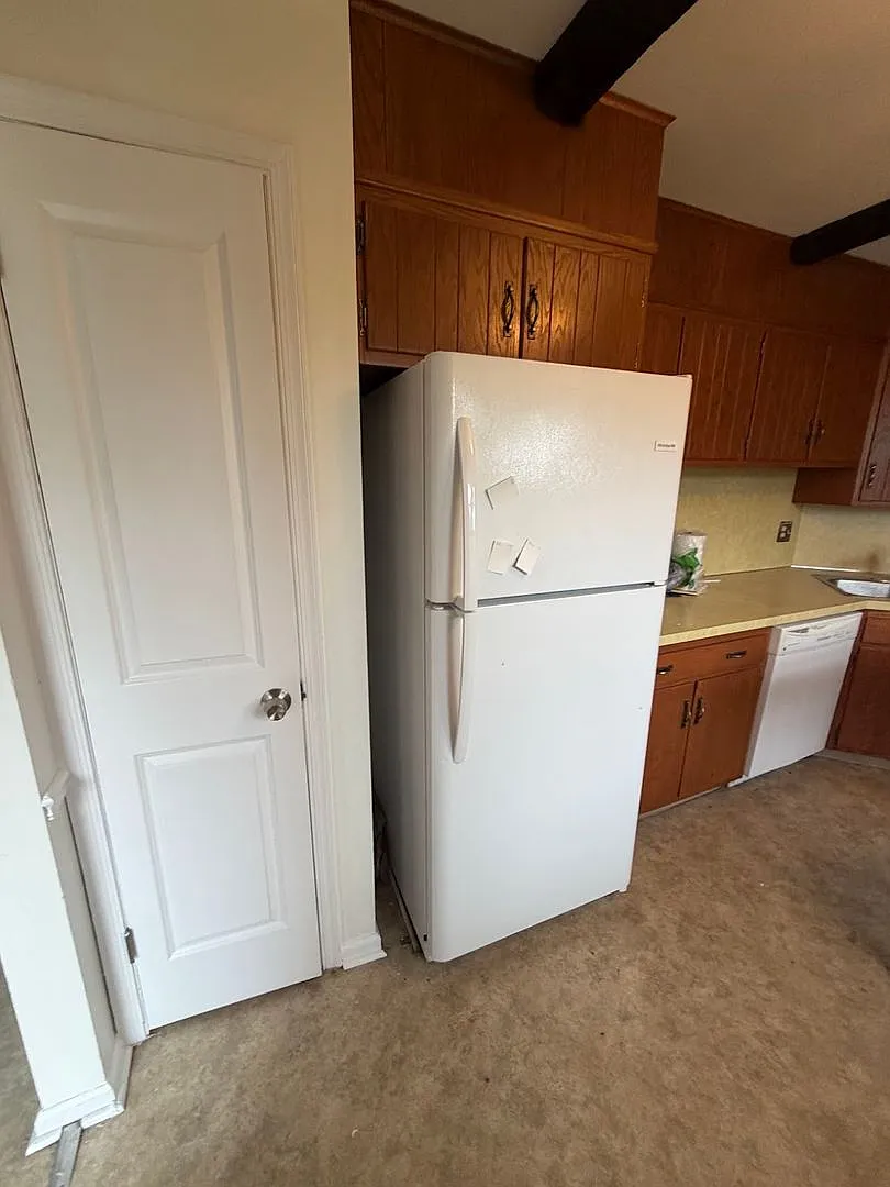 3 Bedroom Townhouse Wilson School District — Photo 4