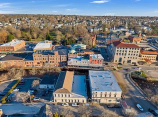 4 Coggswell St UNIT 9, Stonington, CT 06379