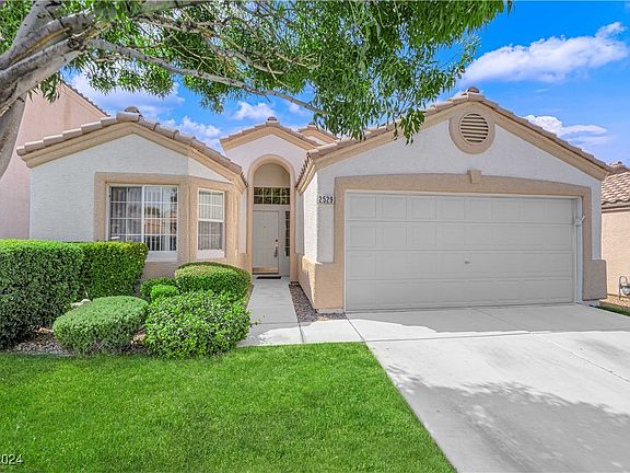 4th image of 2529 Citrus Garden Cir
