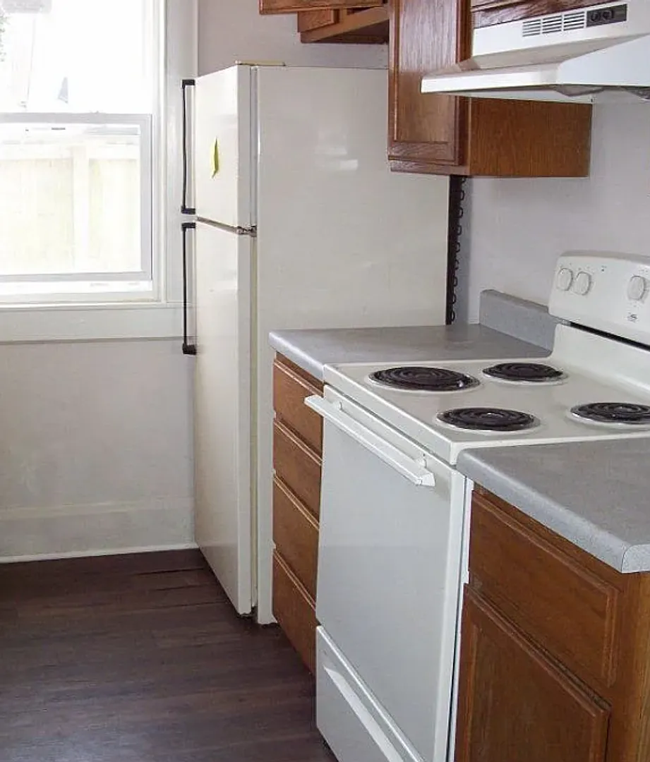 Building Photo - 1121 W Harrison St