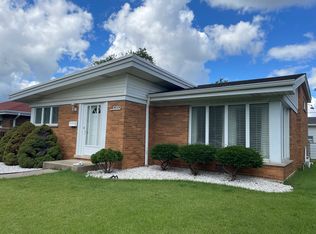 10810 Windsor Dr, Westchester, IL