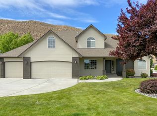 2211 Morency Dr, Richland, WA