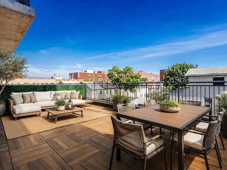17802 Hillside Ave #309 — Photo 3