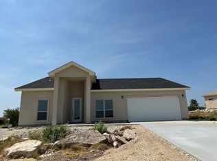 113 La Paloma Dr, Del Rio, TX 78840