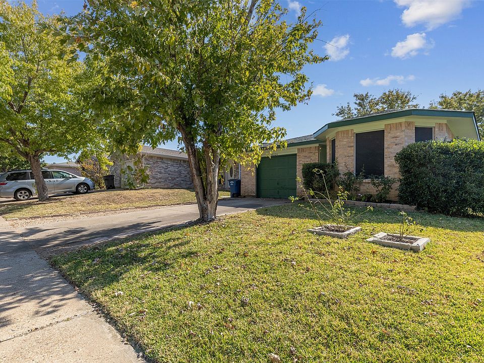 1st image of 10224 Blackjack Oaks Dr