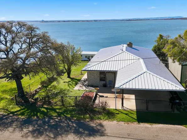 919 Lakeshore Loop, Tow, TX 78672