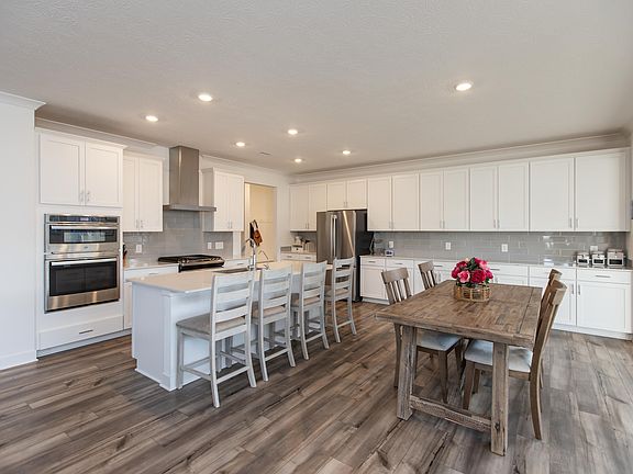 5th image of 3940 Canning St