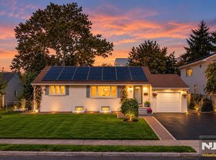 10 Homestead Road, Elmwood Park, NJ 07407