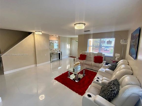3rd image of 8568 SW 211th Ter