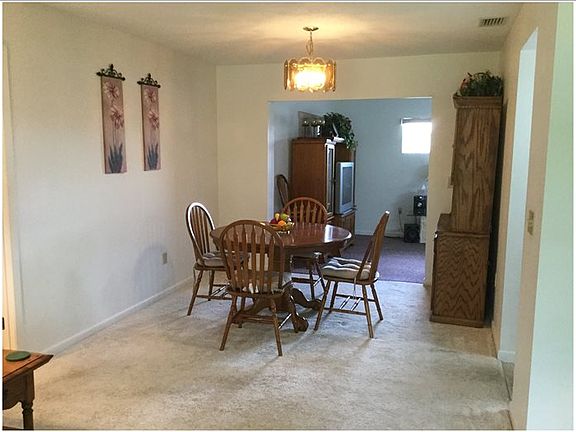 5th image of 2420 Jackson Heights Dr