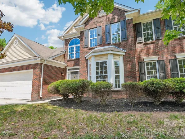 7206 Sweetfield Dr, Huntersville, NC 28078