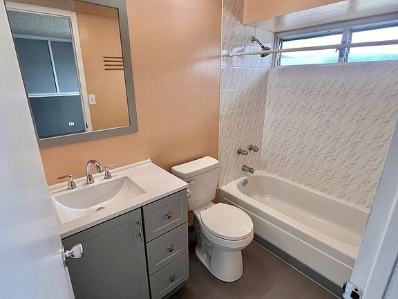 3rd image of 2525 Date St APT 2604