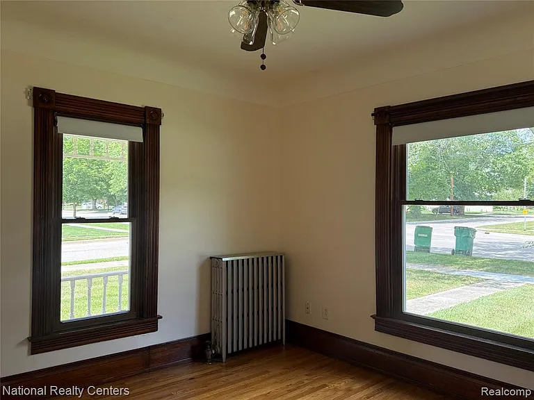 825 W Main St — Photo 5