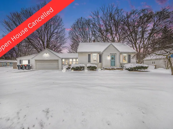 1708 Baldwin St, Jenison, MI 49428
