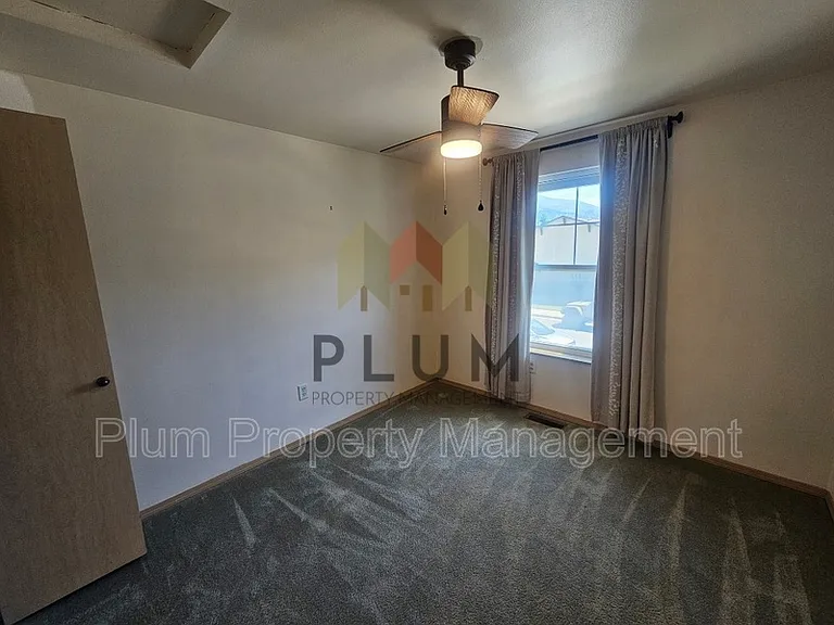 917 Discovery Way — Photo 20