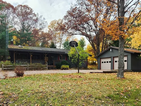 4571 S Rainbow Ct, Williamsburg, MI 49690