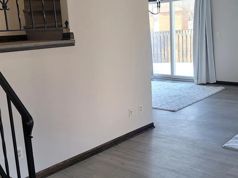 1731 Colette Ct — Photo 7