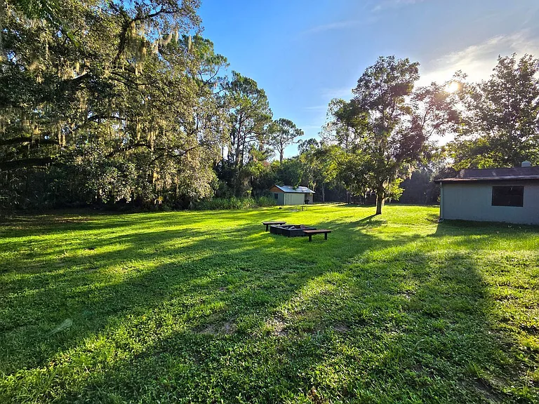 2200 Retreat Rd — Photo 8