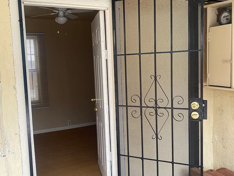 13113 Florwood Ave #1 — Photo 3