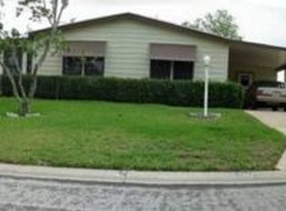 1611 Pebble Beach Ln, Lady Lake, FL 32159