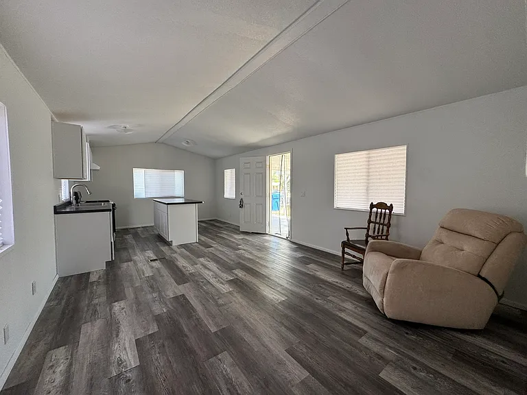 1778 Colorado Blvd — Photo 5