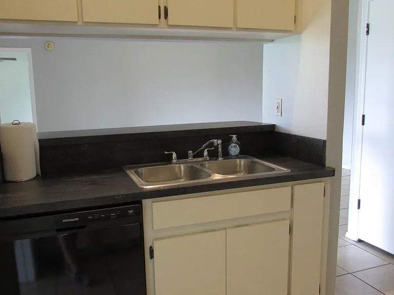 8340 Goldome Dr — Photo 21