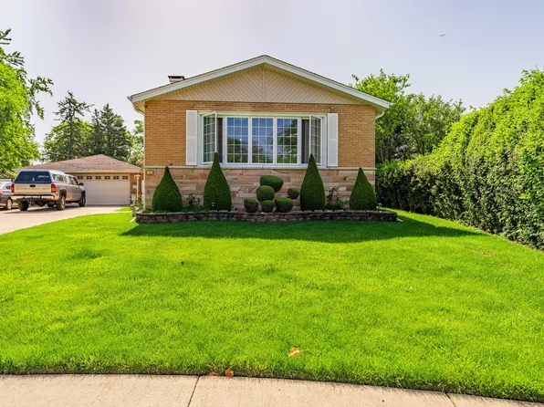 433 Cherry Hill Dr, Addison, IL 60101