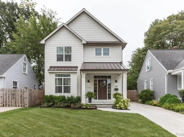1950 Holland St, Birmingham, MI 48009
