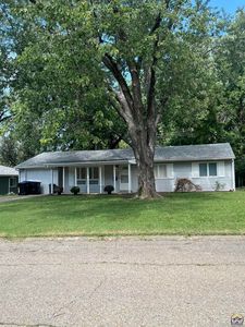 1324 SW 30th St, Topeka, KS, 66611