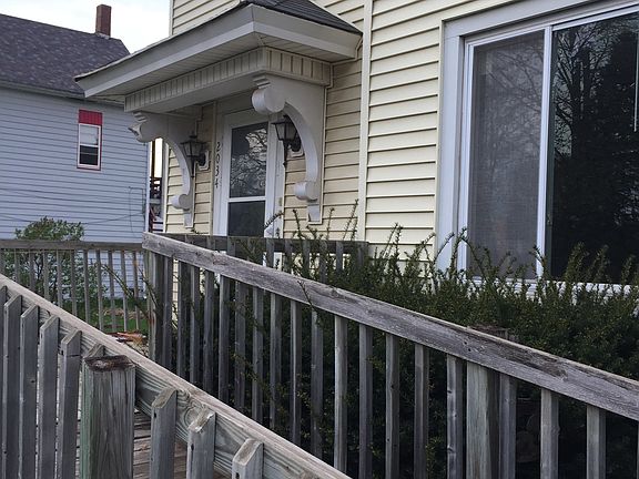 Front door-Handicap access