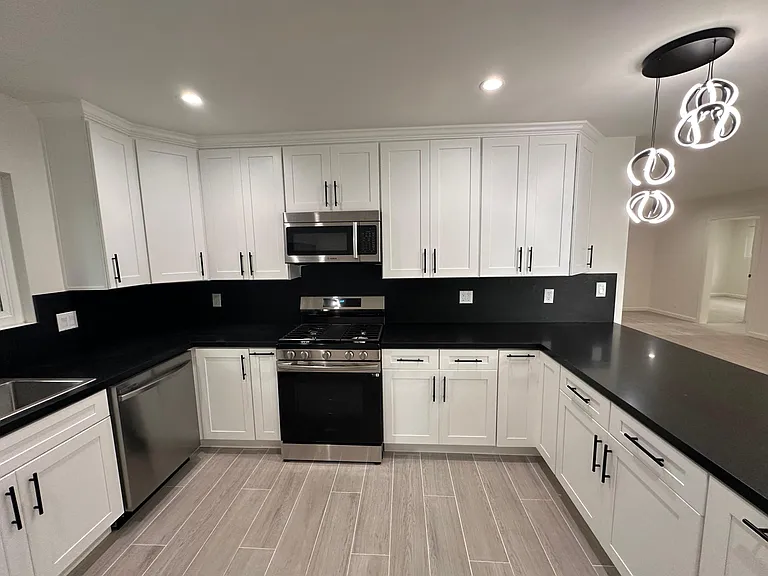 1916 Selby Ave #2 — Photo 9
