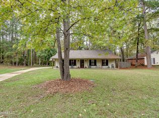 213 Camelia Trl, Brandon, MS 39047