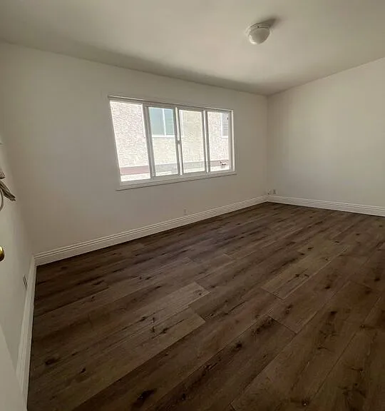 4822 Rosewood Ave #4 — Photo 2