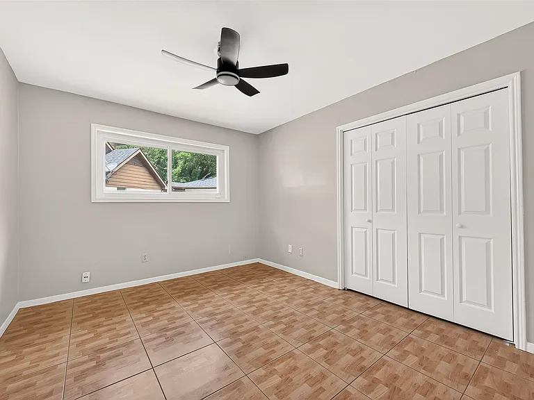 2003 Point Clear Ct — Photo 37