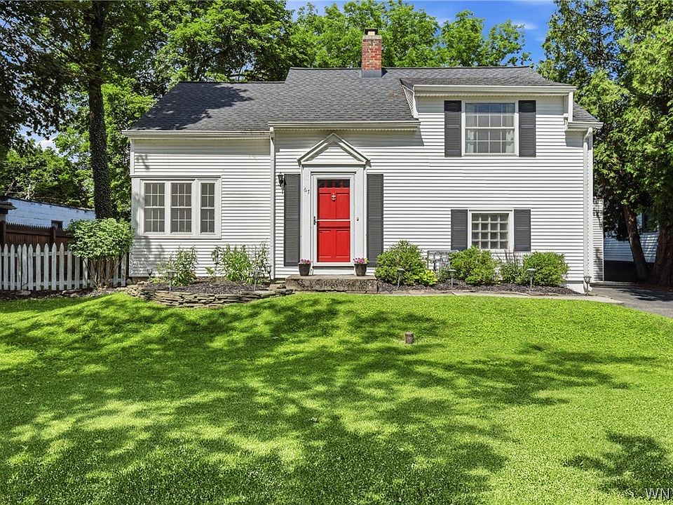 1st image of 67 Hirschfield Dr