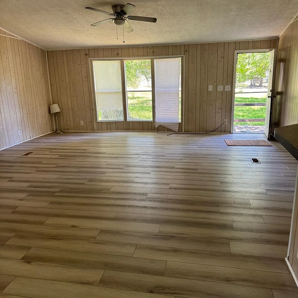 4 bed, 2.0 bath, 1624 sqft, $1,500 — Photo 4