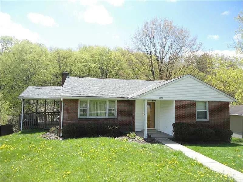 6463 Churchill Rd photo 1