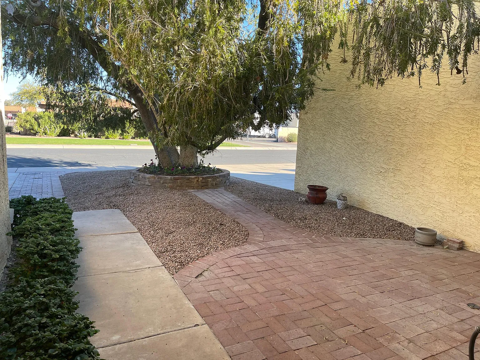 2 bed, 1228 sqft, $1,950 — Photo 3