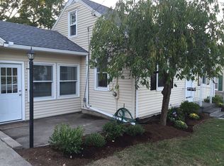 84 Grandview St, Springfield, MA 01118